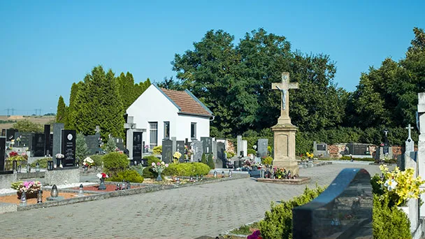Hřbitov Moravany titulní foto